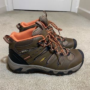 Women’s Keen Koven Hiking Boots (6.5, Waterproof)